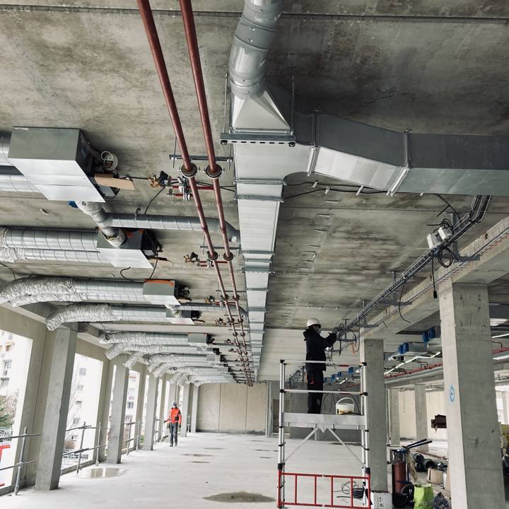 Montage vom Rollgerüst